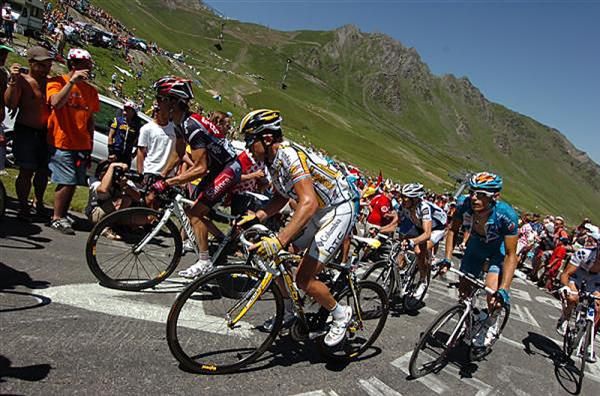 Kim Kirchen (Columbia-HTC) in the peloton