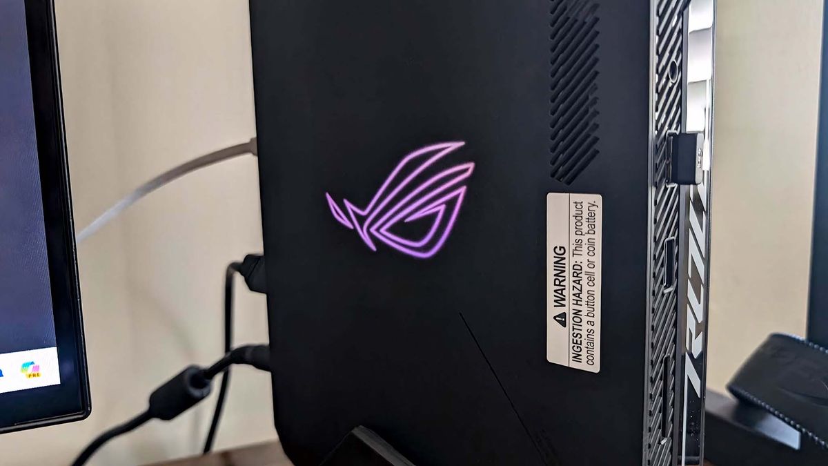 ASUS ROG NUC 970 Gaming Mini PC RGB.