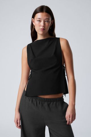 Sleeveless Boat-Neck Tie Top