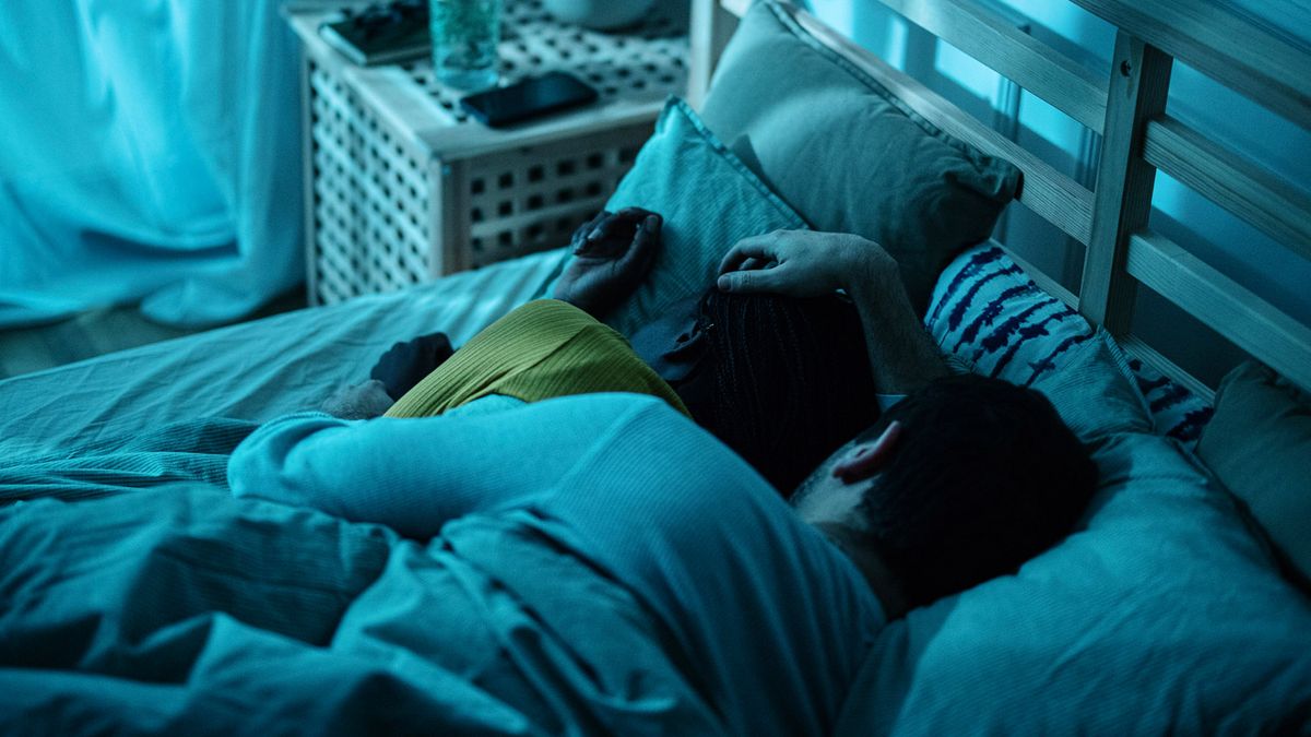 Is sleep different for men versus women? We asked an expert | TechRadar