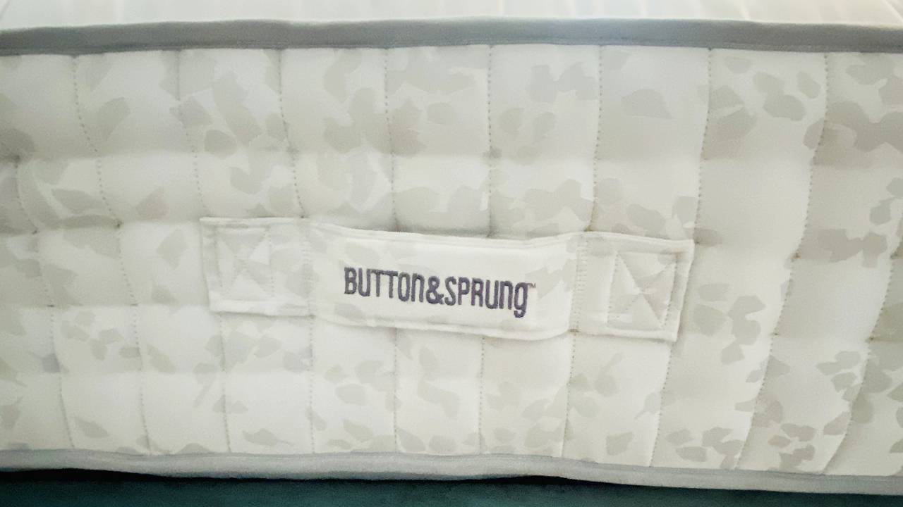 Button &amp;amp; Sprung Teesdale Pocket Sprung Mattress