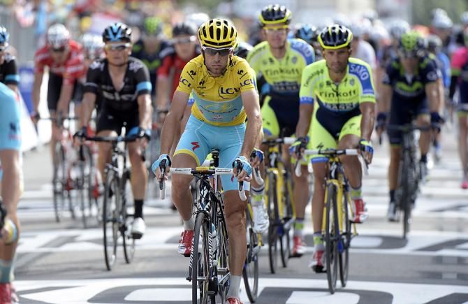 Vincenzo Nibali (Astana) comes to the line