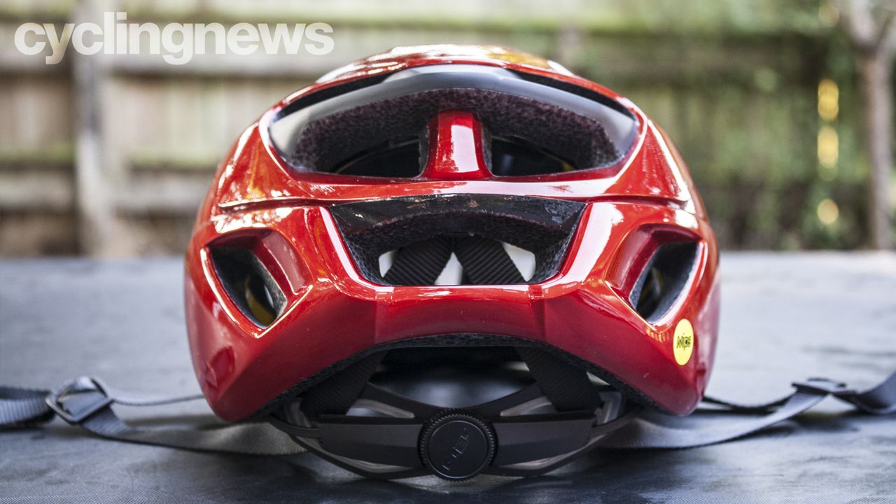 MET Rivale road bike helmet
