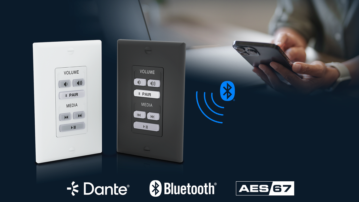 The new Extron BT 100 AT D Bluetooth Dante Audio Interface wall plate in black and white. 