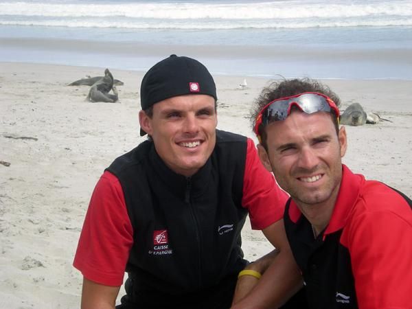 Luis Leon Sanchez and Alejandro Valverde in front of the seals on Kangaroo Island.