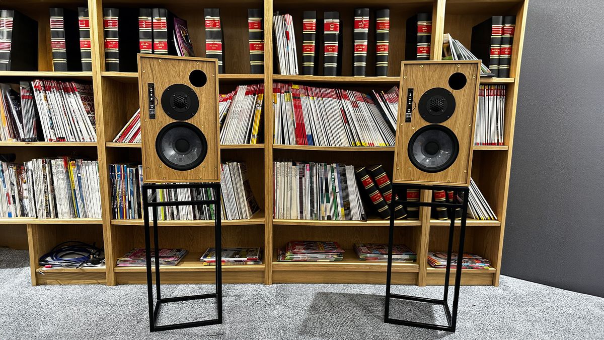 Graham Audio LS5/9 standmount speakers