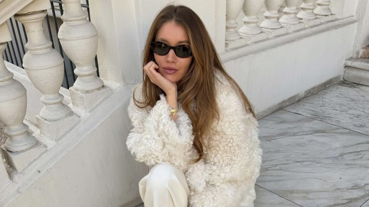 Cooler Than Leather, Cosier Than Suede—This is the Divisive Shoe Trend Fashion People Are Wearing Right Now