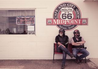 R & R: Hairy Bikers Stopping off at the MidPoint Cafe in Texas
