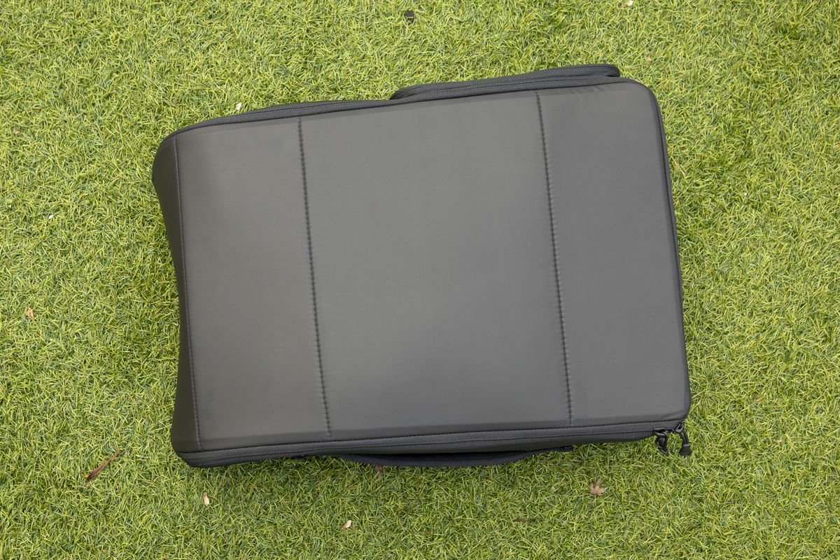 Cube dividers with camera kit