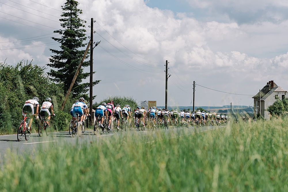 The peloton racing stage 7 in Greiz