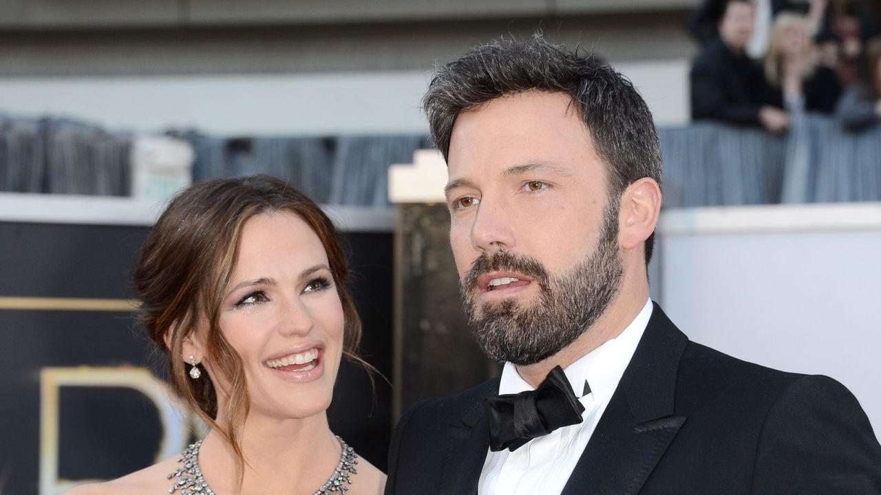 hollywood, ca february 24 actress jennifer garner and actor director ben affleck arrive at the oscars at hollywood highland center on february 24, 2013 in hollywood, california photo by jason merrittgetty images