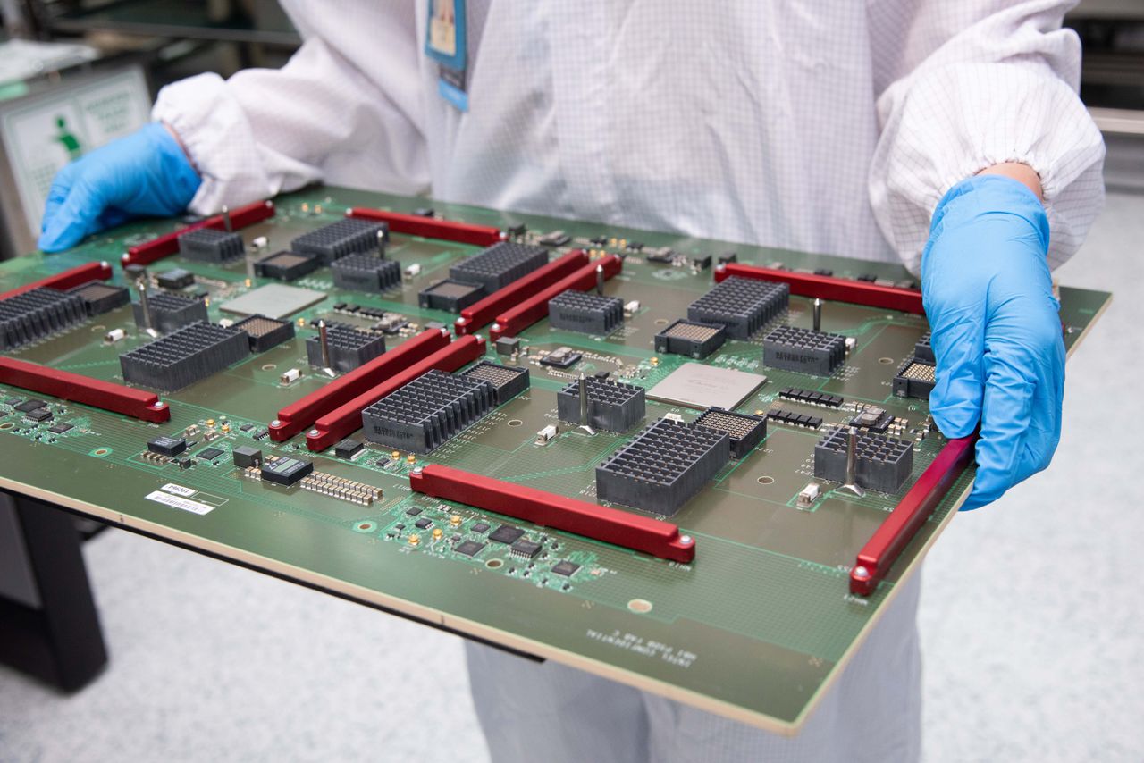 Intel Packaging