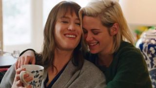 Mackenzie Davis and Kristen Stewart in Happiest Season