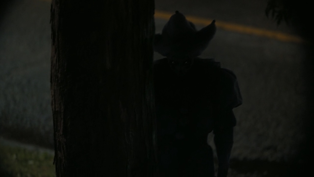 Clown shadow in Will&#039;s yard in IT: Welcome to Derry Episode 4