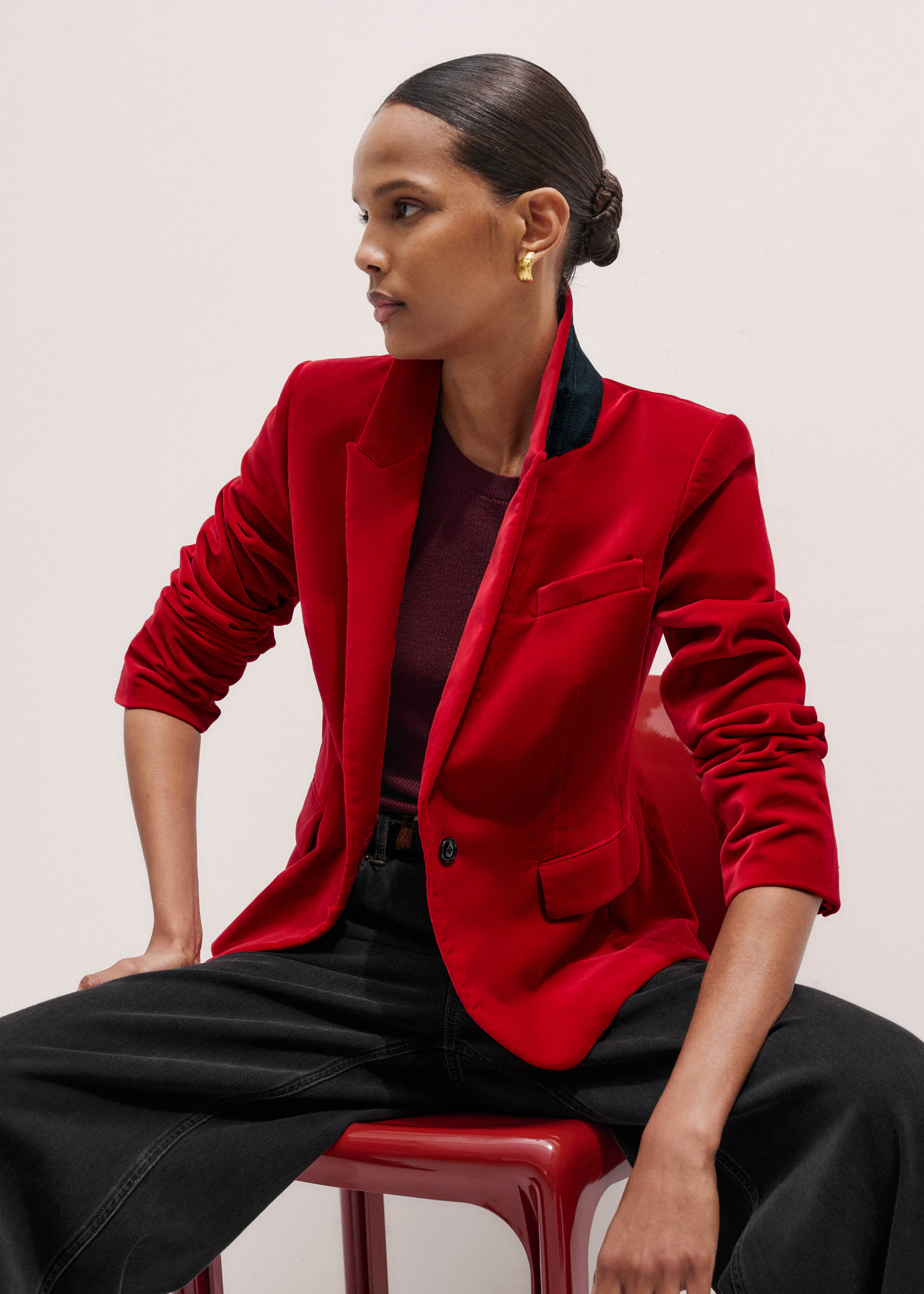 Sharp Shoulder Blazer