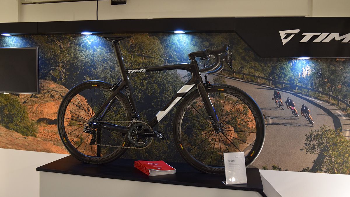 French brand Time showcased their Scylon aero bike