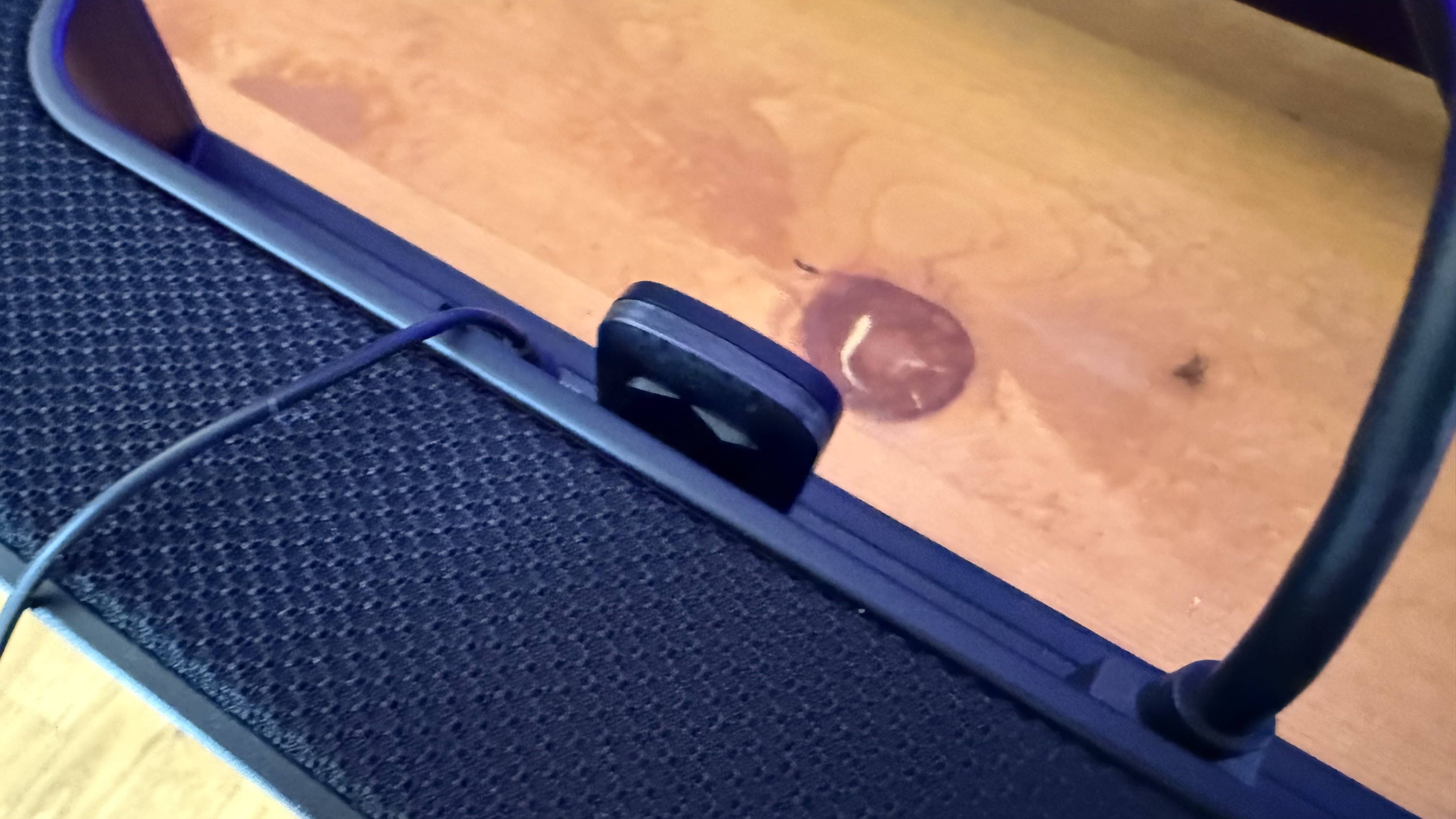 Klipsch Flexus Core 300 wireless dongle
