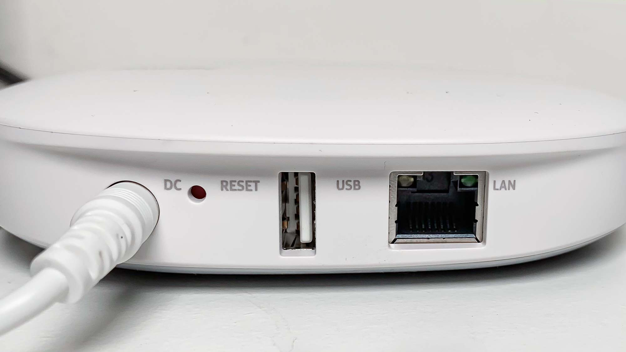 Aeotec Smart Home Hub V3 – Works With Alexa, Google, Apple HomeKit, Zigbee & Z-Wave