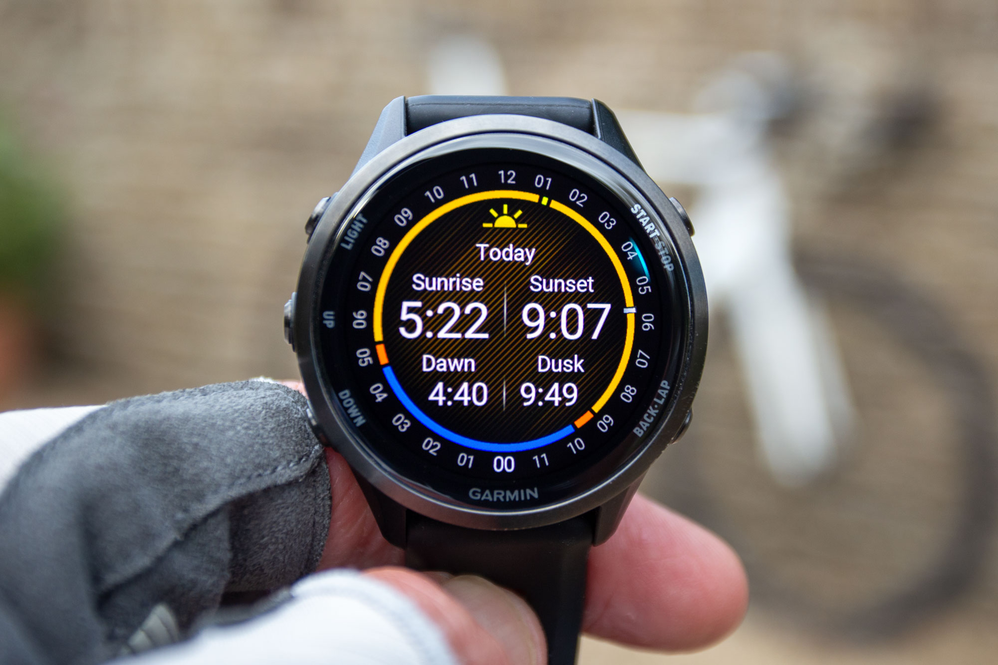 Garmin Forerunner 970 showing sunlight hours.