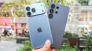 iPhone 18 Pro Max vs Galaxy S26 Ultra.