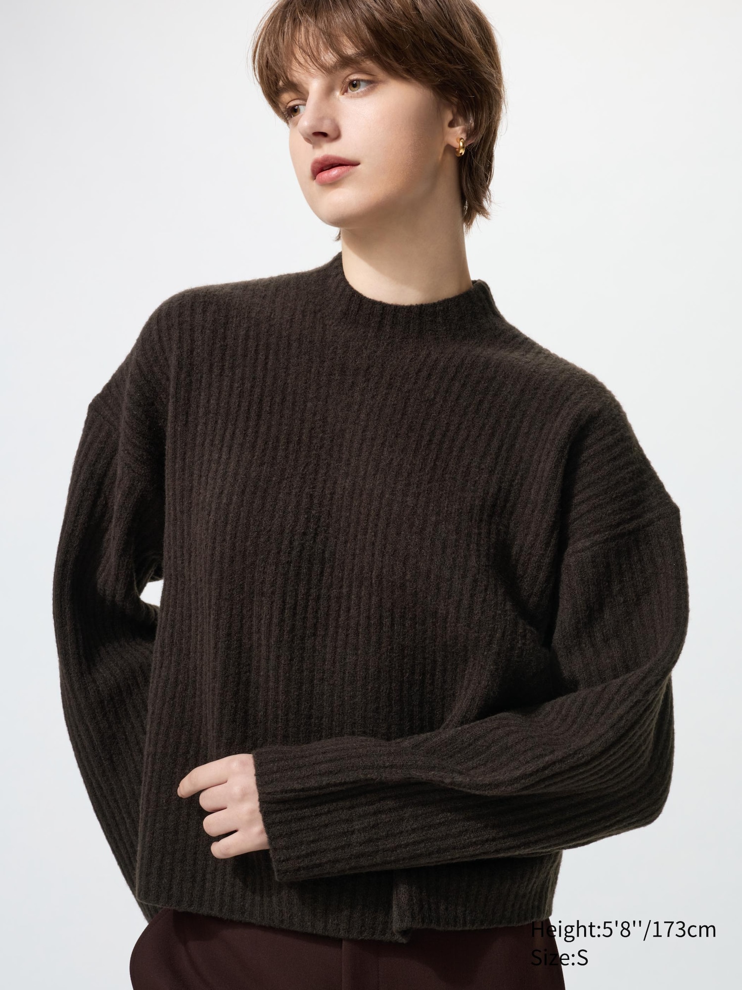 Souffl&amp;eacute; Yarn Mock Neck Jumper