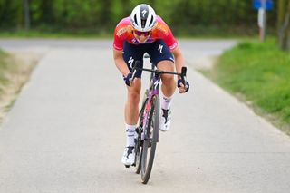 As it happened: Marianne Vos sprints to victory at Dwars door Vlaanderen 