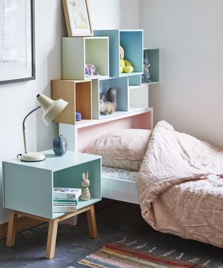 Toy storage ideas: Modular cubed shelving by Cubit