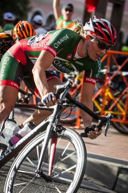 Erica Allar (Colavita) comes to the front to cover the attacks.