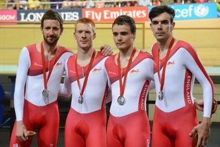 England with silver in team pursuit, Commonwealth Games 2014, track day one, afternoon