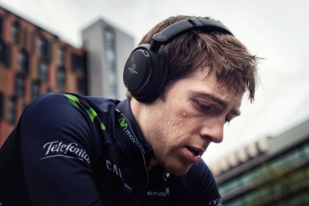 Alex Dowsett warming up for the Hour Record attempt