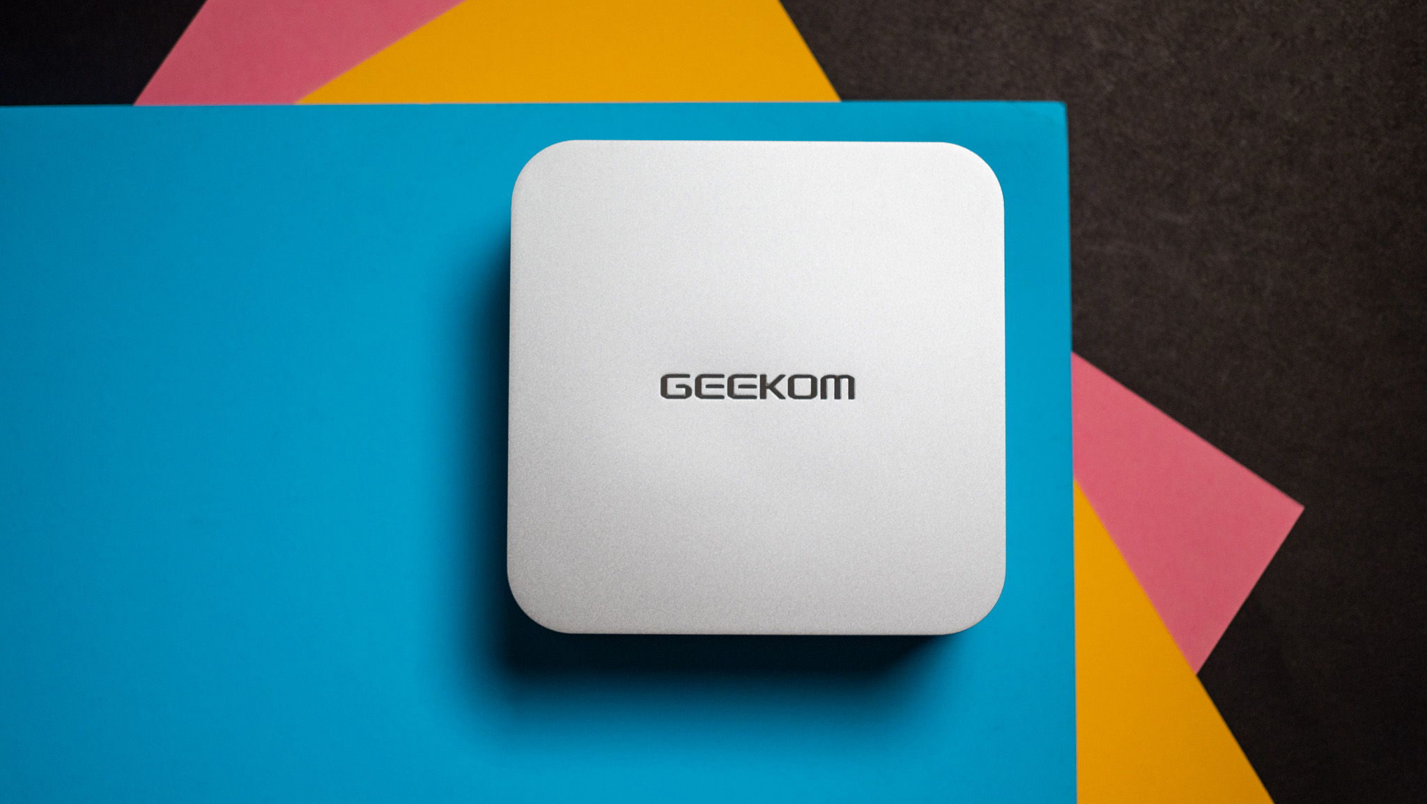 Geekom A8 design showcase