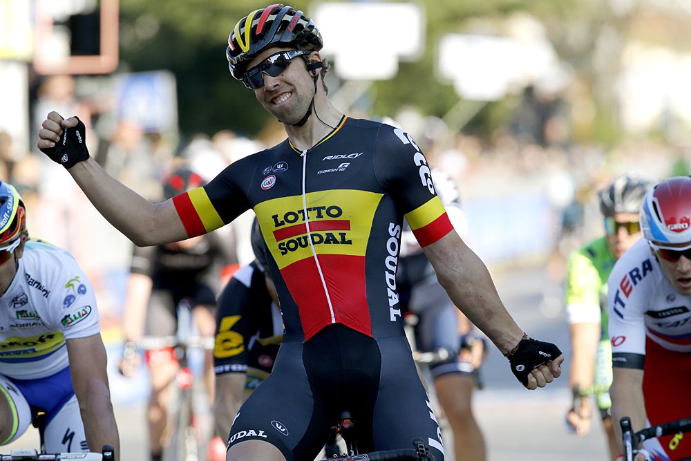 Jens Debusschere (Lotto Soudal) wins the bunch sprint