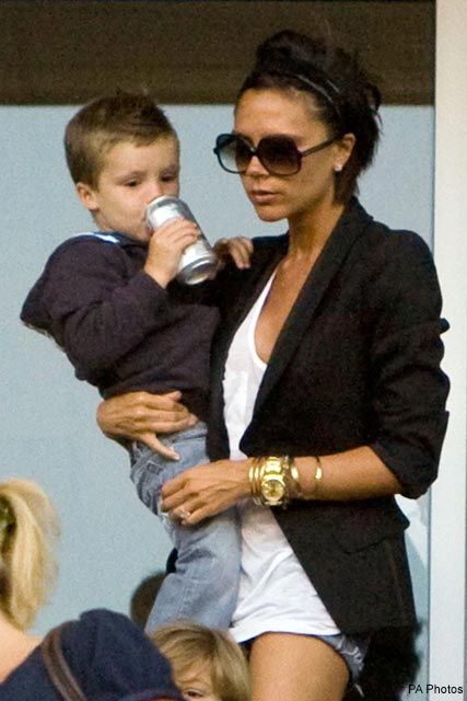 Victoria Beckham - Celebrity News - Marie Claire