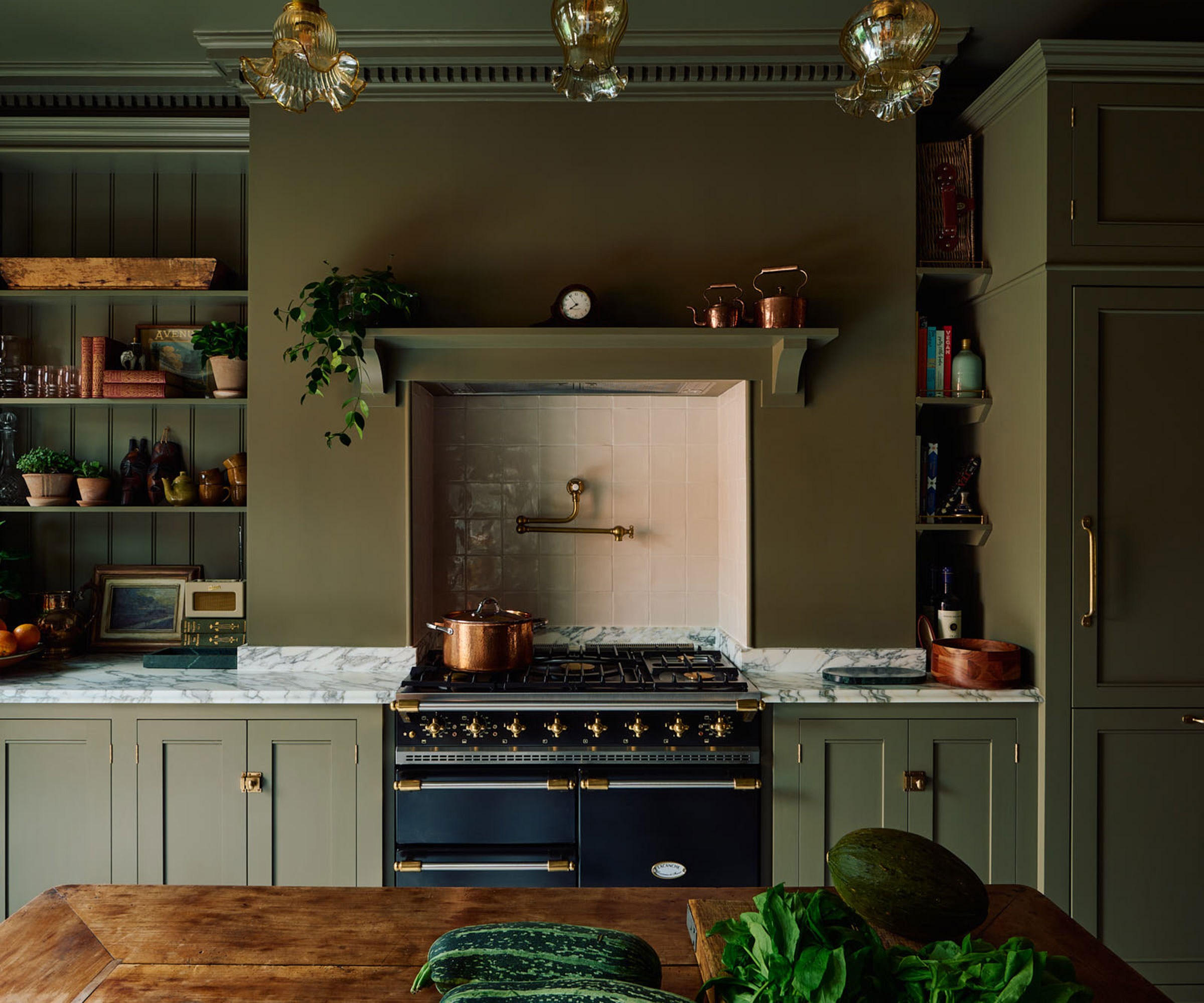 green deVOL Shaker kitchen with range cooker and pot filler