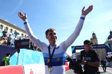 Fabio Jakobsen with his European road race gold medal