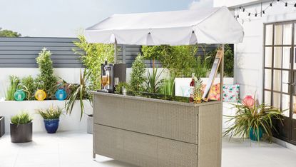 Aldi garden bar 