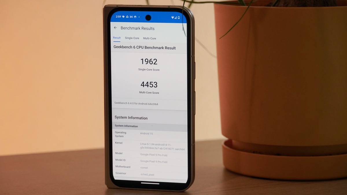 Geekbench 6.4 results on a Google Pixel 9 Pro Fold.