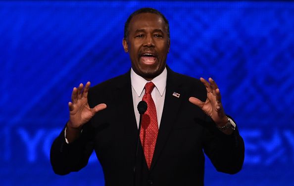 Ben Carson says Muslim citizens are schizophrenic. 