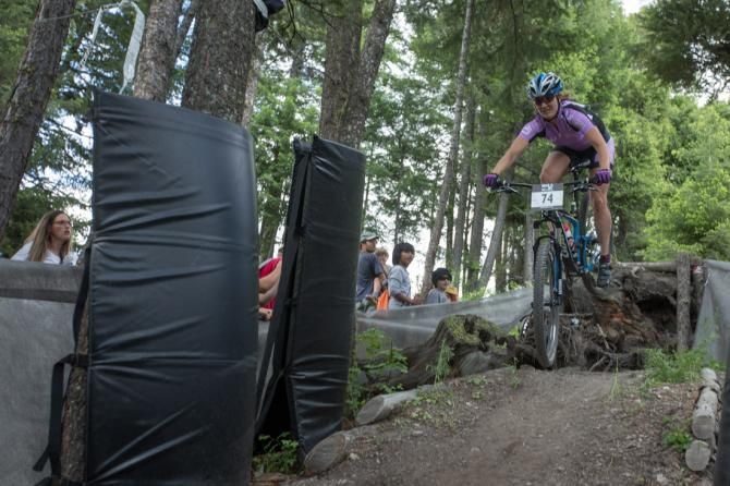 Lizzy English (Liv/Giant) was hitting the famed A-line for the second year in a row.