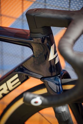 The headtube and stem of Oscar Onley's Lapierre race bike