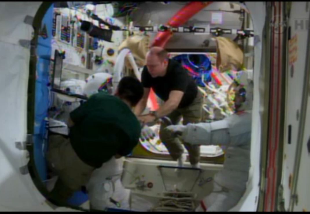 Astronauts Prepare for Holiday Spacewalks