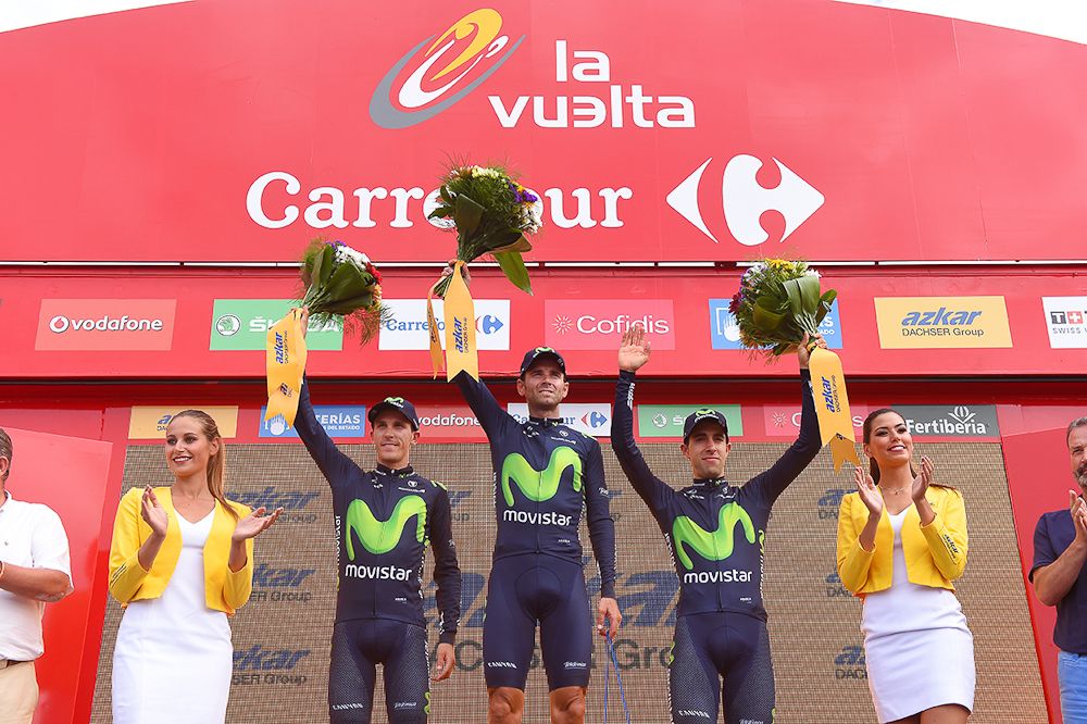 Movistar riders on the stage 4 podium for best team
