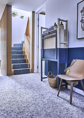 staircase ideas: polka dot stair carpet idea