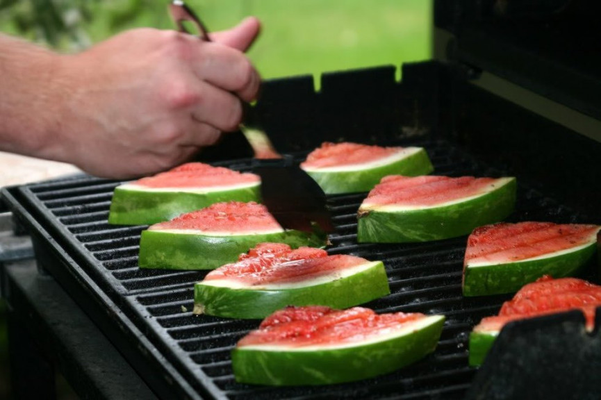 adam-richman-on-7-things-you-didnt-know-you-could-barbecue-2-1556688590-YtaZ-column-width-inline