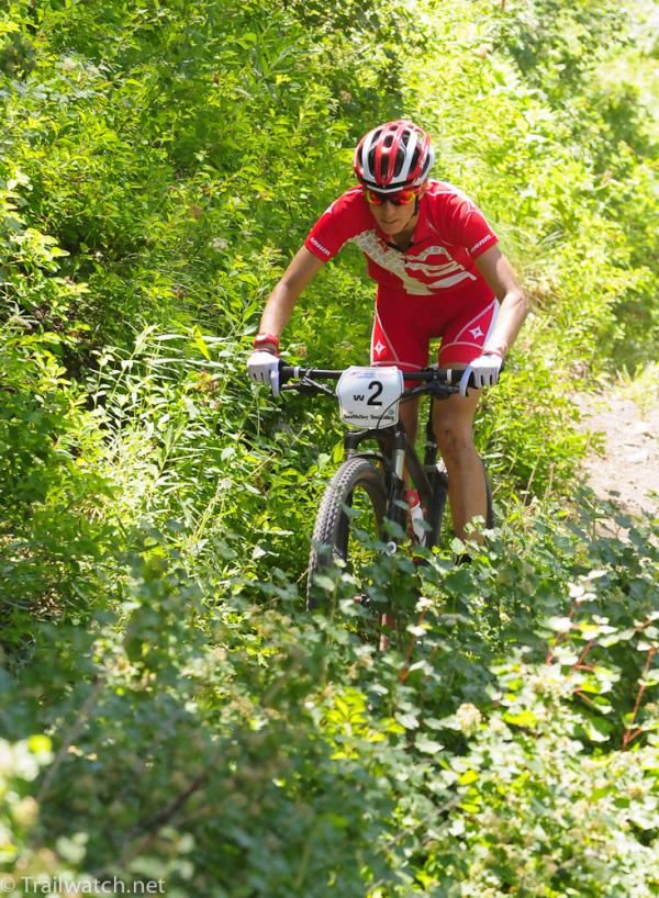 Lea Davison (Specialzied) rides in third place at the end of the first lap