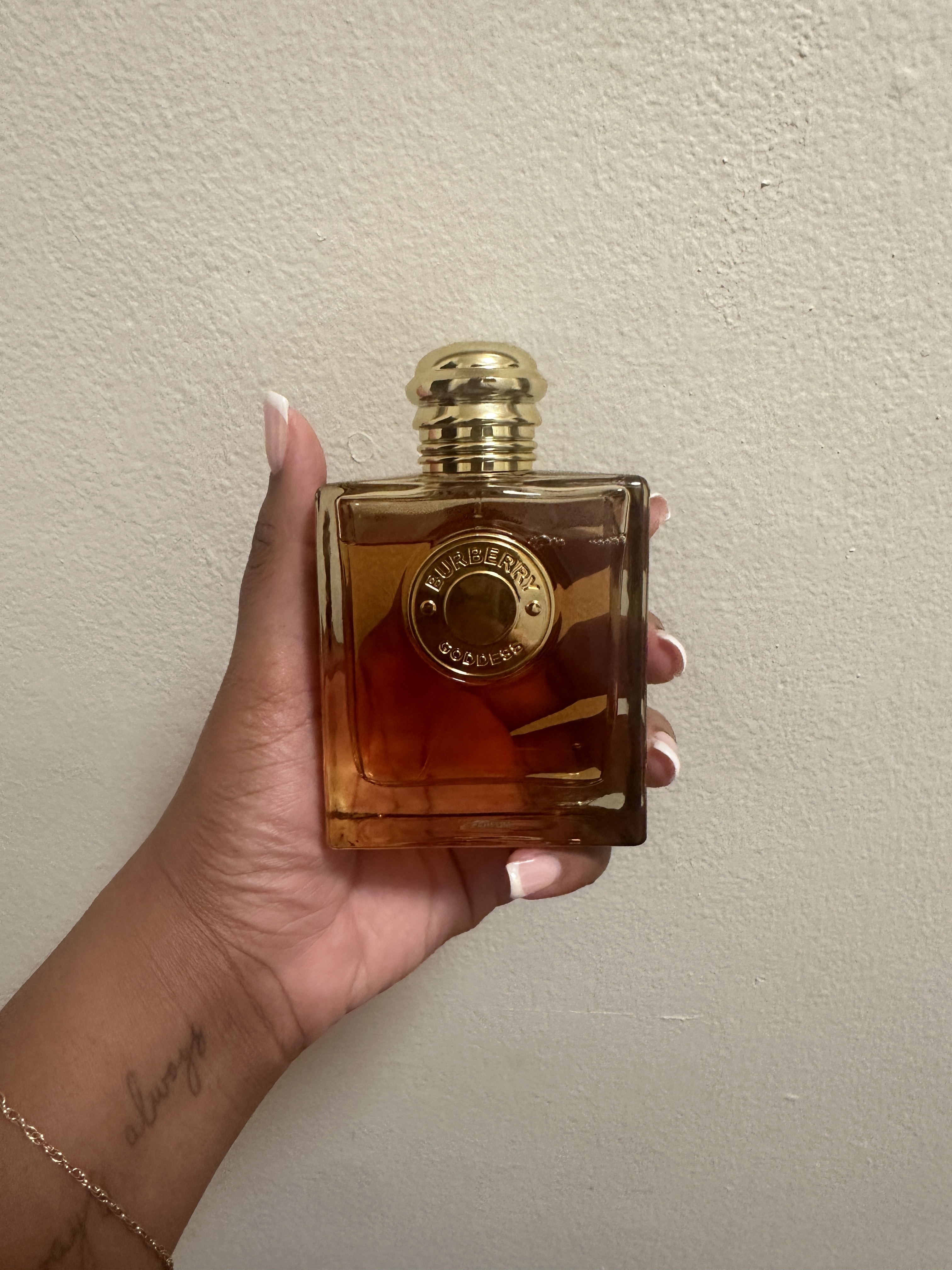 Ariel Baker testing Burberry Goddess.