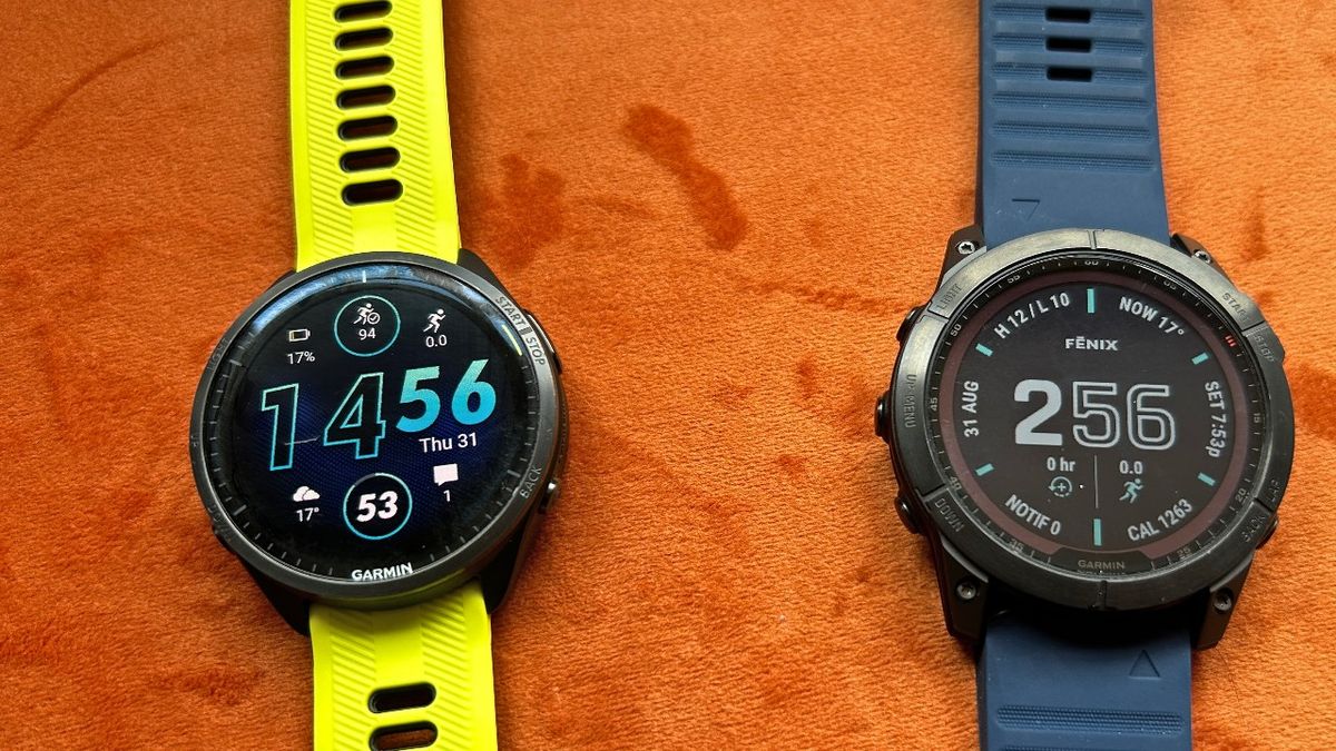 Garmin Fenix 7 vs Garmin Forerunner 965 | Coach