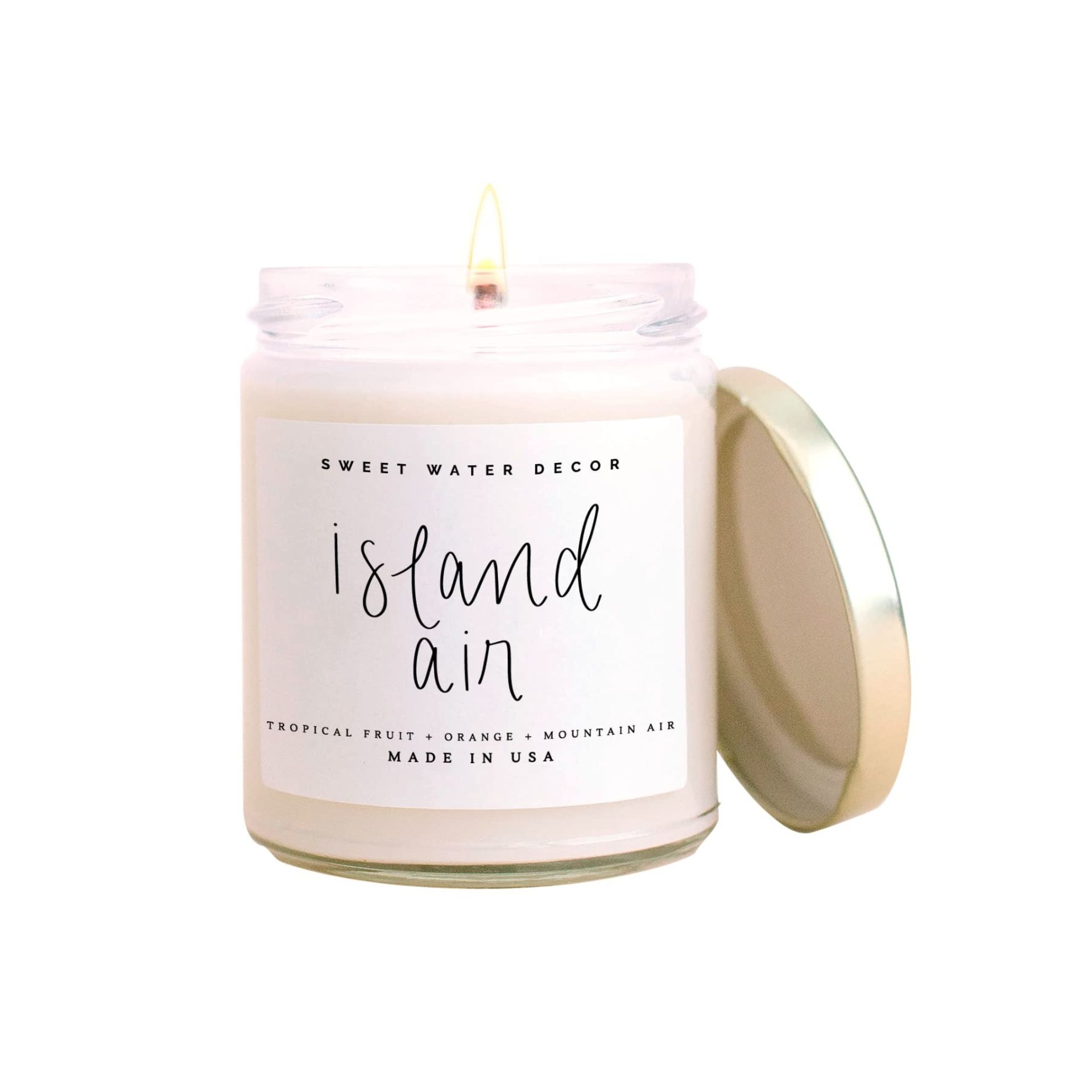 Lilin putih dalam gelas