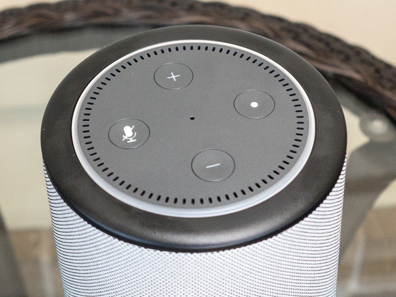 VAUX cordless speaker for Echo Dot