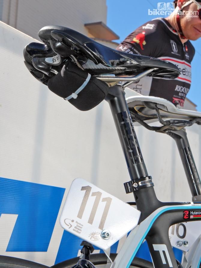 Hmm, what's this beneath the saddle of Ag2R-La Mondiale rider Yauheni Hutarovich? We're not sure but given the SRM power meter, we're guessing it's some sort of telemetry device.